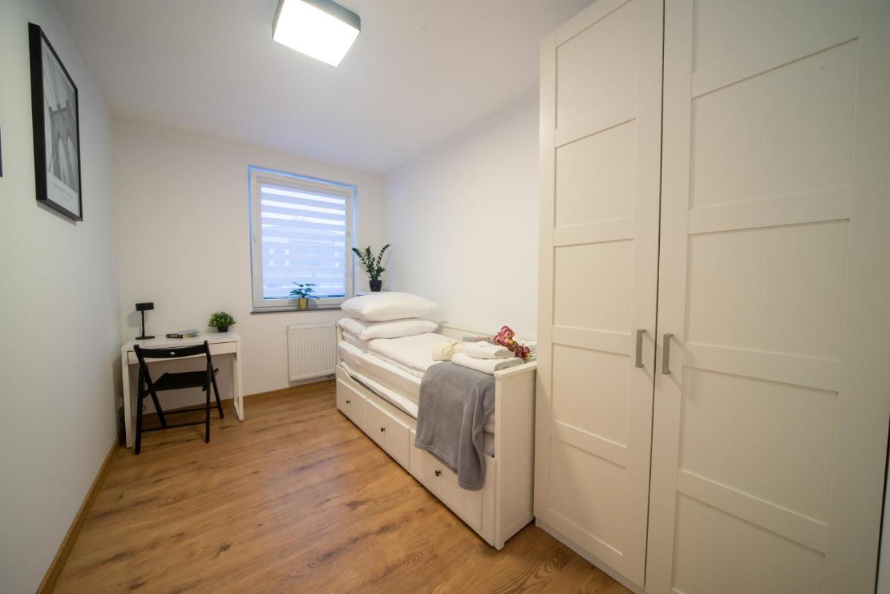 Maya'S Flats & Resorts 49 - Spacious 3 Rooms Apartment In Szafarnia Danzig Exterior foto